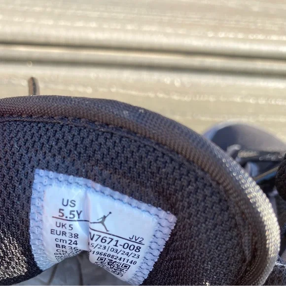 Jordan 1s - Picture 10 of 12